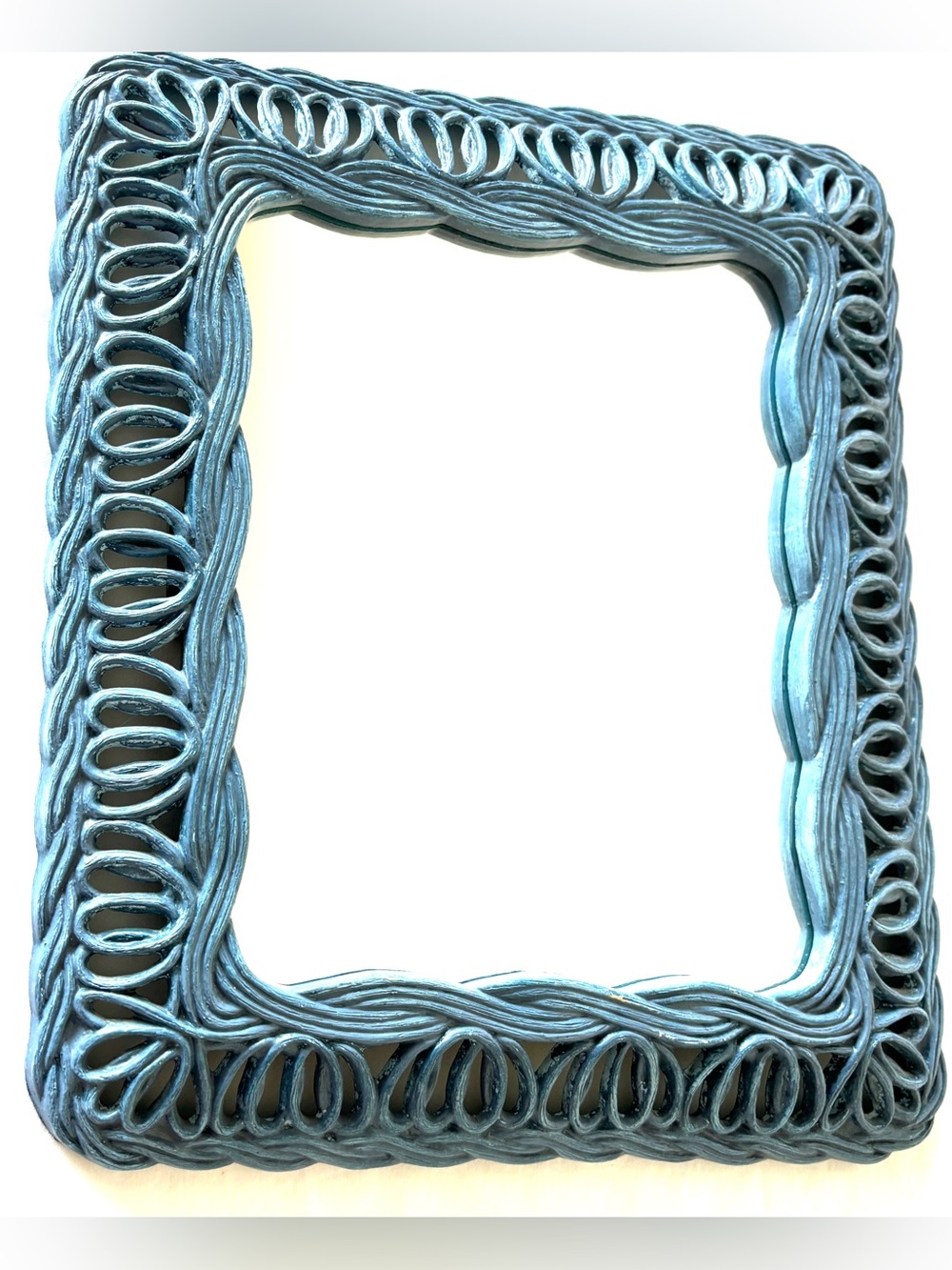 Hoda Mirror Blue 1981 Vintage Faux Wicker 3950 Wall Vertical/Horizontal Accent